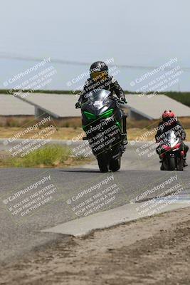 media/May-26-2025-Lets Ride (Mon) [[3bf1de1d65]]/C Group/1240pm (Wheelie Bump)/